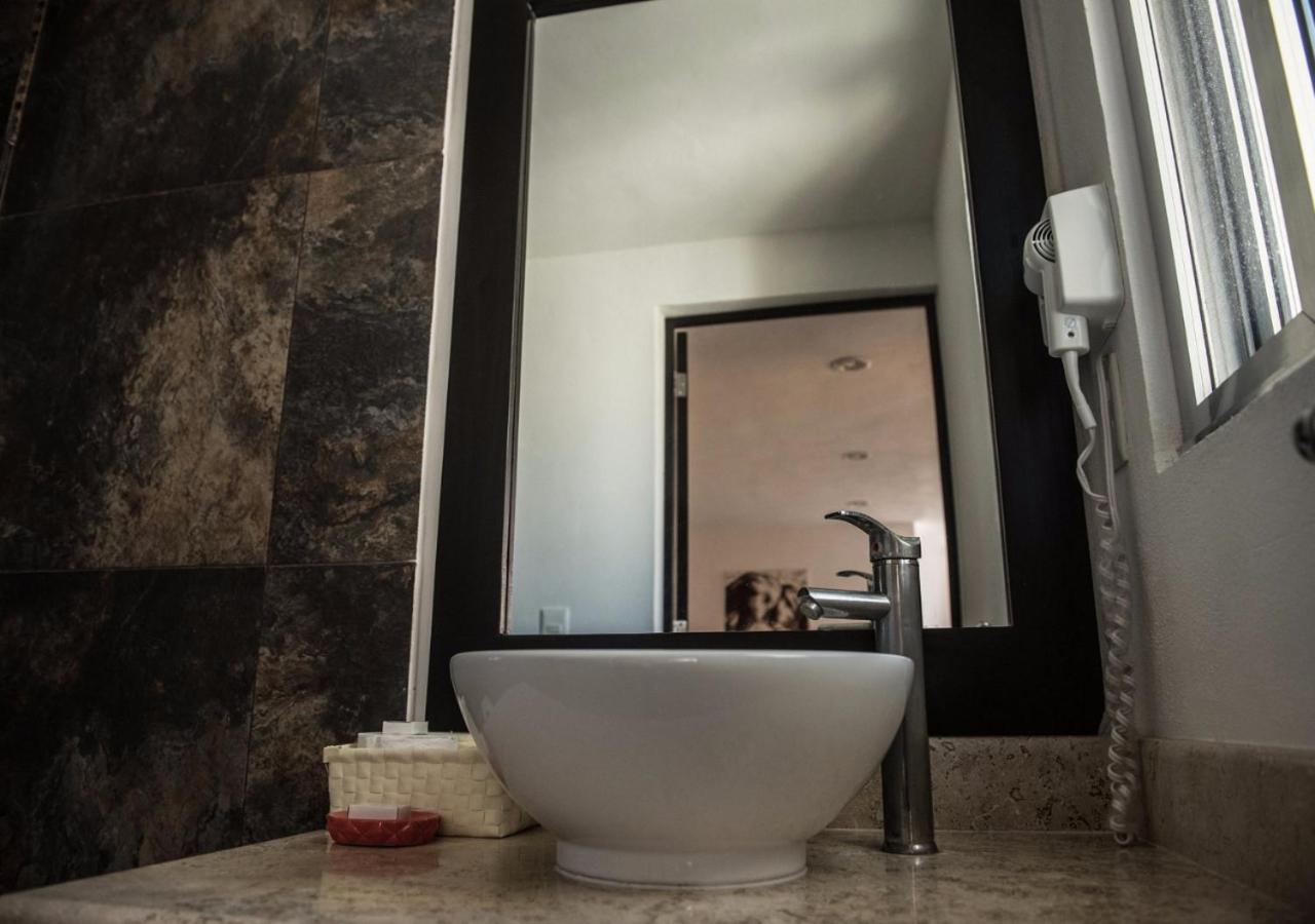 Sunrise 42 Suites By Holiday In Playa Playa del Carmen Bagian luar foto