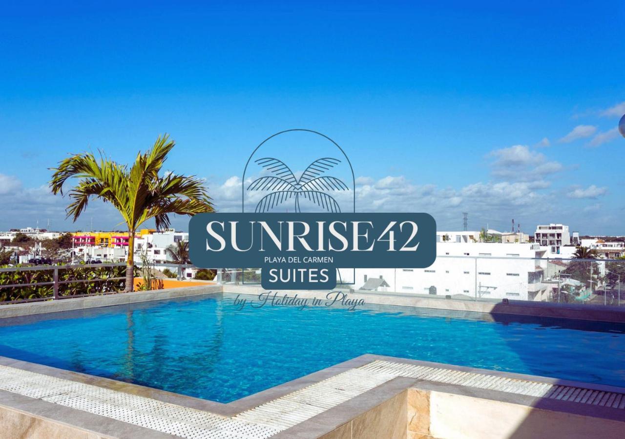 Sunrise 42 Suites By Holiday In Playa Playa del Carmen Bagian luar foto